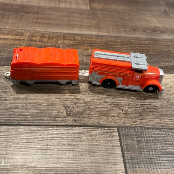 Thomas & Friends Trackmaster Motorized Talking Train Flynn Fire Truck Work - Picture 9 of 10
